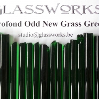 Vetrofond Odd New Grass Green